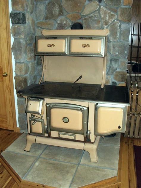 Pin By Helene Wood On Old Stoves Wood Burning Cook Stove Antique