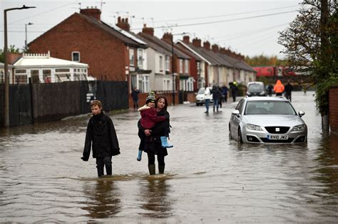 uk flooding live updates on conditions in sheffield doncaster and other parts of england
