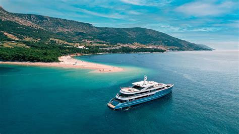 How To Charter A Yacht Pricing Best Destinations Brokers And More
