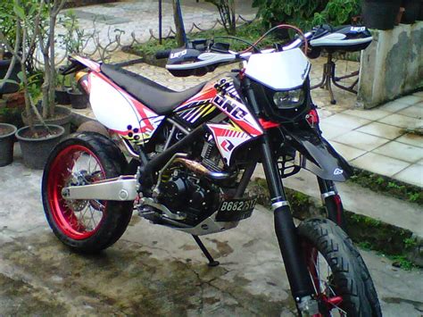 Info terbaru modifikasi motor vixion: 87 Motor Byson Modif Supermoto Terlengkap | Kempoul Motor