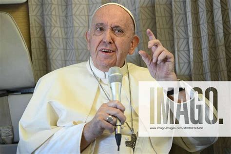 September 15 2022 Pope Francis Answers Reporters Questions During A