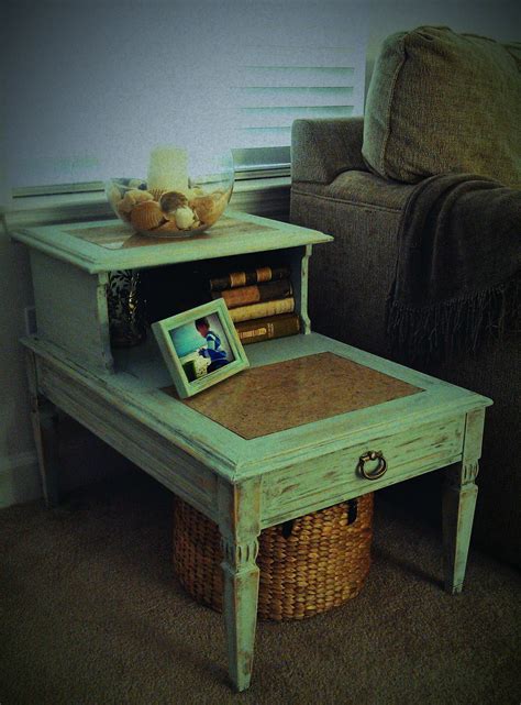 The trunking mode, the trunk encapsulation type, and the hardware capabilities of the two connected lan ports determine whether a link becomes an isl or 802.1q trunk. Charmingly Shabby Designs: Charmingly Shabby Two-Tier Side ...