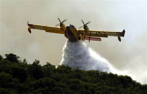 Τα παρακάτω δρομολόγια δεν ισχύουν προσωρινά. Νέα μεγάλη φωτιά στην Ηλεία σε δύσβατη περιοχή - ΝΕΟΤΕΡΑ ...