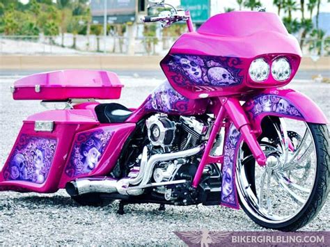 Customizing Motorcycles A Sin City Moto Girls Passion