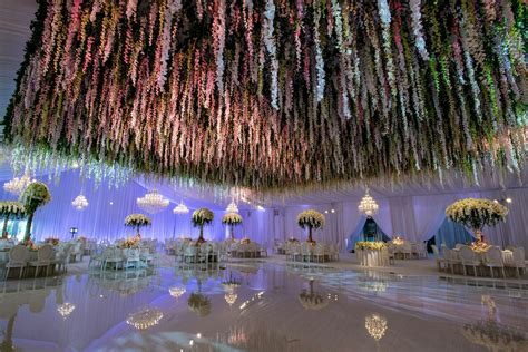 10 Ideas For Stunning Wedding Ceiling Decorations Photos Partyslate