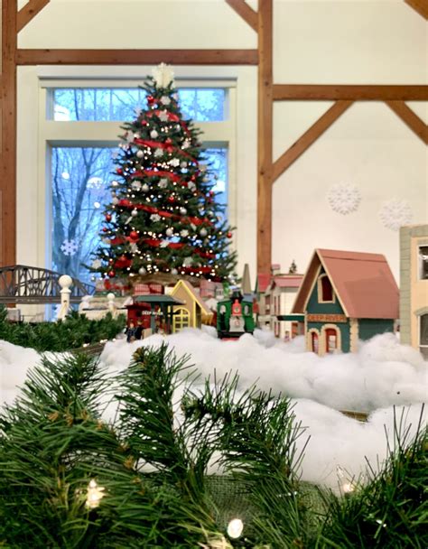 Holiday Express Train Show Open 10am 1pm Today Fairfield Museum And