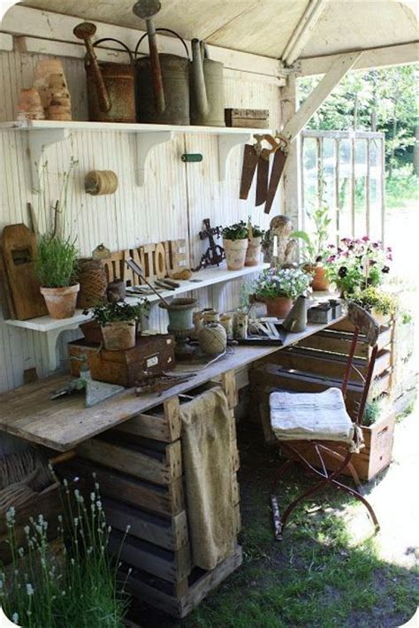 Fantastic Rustic Charming Potting Shed Outdoors Gardens