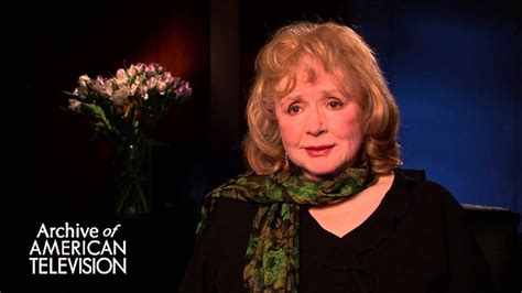 Piper Laurie Discusses The Movie Carrie Emmytvlegendsorg Youtube