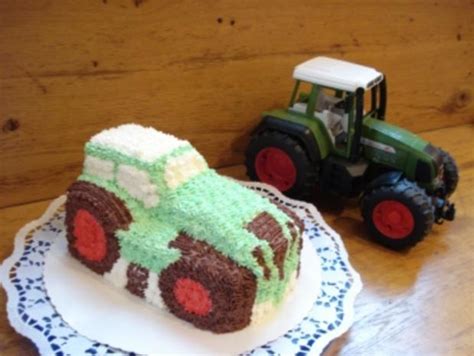 Traktor belarus 89 du satiram 2016 ci ilindi senedler qaydasindadir qiymet 23000 manat dir kotan usdunde verilir. Fendt-Traktor-Torte - Rezept mit Bild - kochbar.de