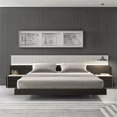 Modern Light Grey Lacquer And Wenge Veneer Queen Size Bedroom Set 3pcs J