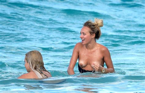 Lana Scolaro Topless In St Barts CelebritySlips