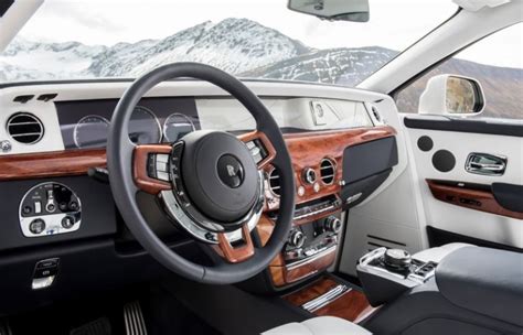 2018 Rolls Royce Phantom Viii Dashboard 11398 Cars Performance