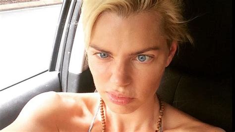Moustache Be Gone Sophie Monk Shares Tricks On How To Snag A Man