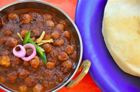 Chole Bhature ~ Chole Bhature Recipe Punjabi Indian Recipes Snacks