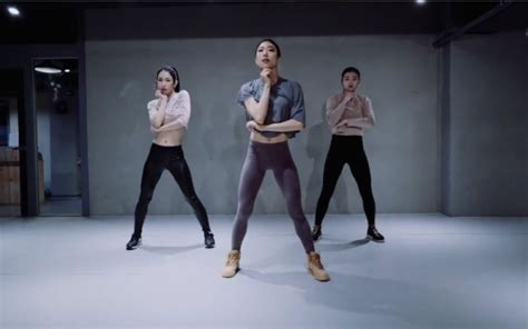 【1m舞蹈教室】女神lia Kim编舞gold慢版 镜面 舞蹈教程 舞蹈 Bilibili 哔哩哔哩