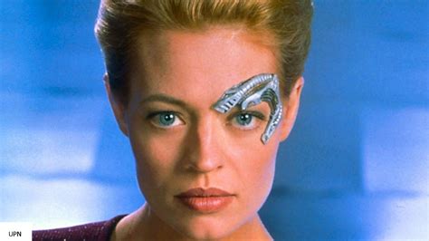 Why Jeri Ryan Hated Seven Of Nines Costume On Star Trek Voyager