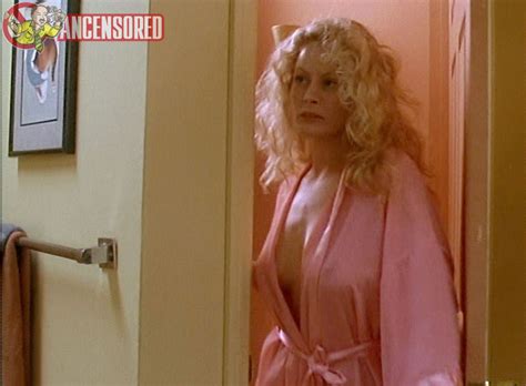 Naked Beverly Dangelo In Lonely Hearts