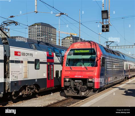 Zürich Schweiz 10 Juli 2016 Personenverkehr Der Sbb Im