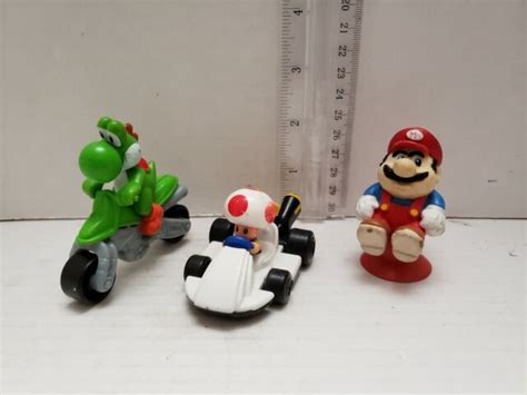 Super Mario Bros Nintendo Mcdonalds Happy Meal Figures And Toys