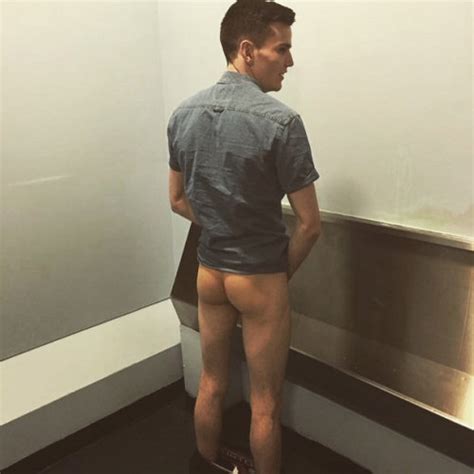 Straight Guy Semi Naked Peeing Urinal Spycamfromguys Hidden Cams My