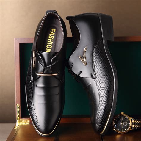Luxury Brand Classic Man Pointed Toe Dress Shoes Mens Patent Leather