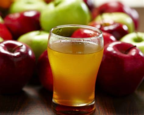 Top Reasons To Drink Apple Juice