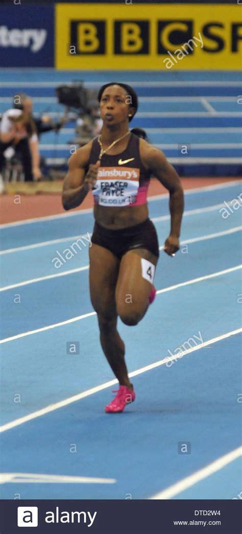 Jamaican Female Athletes Hi Res Stock Photography And Images Alamy