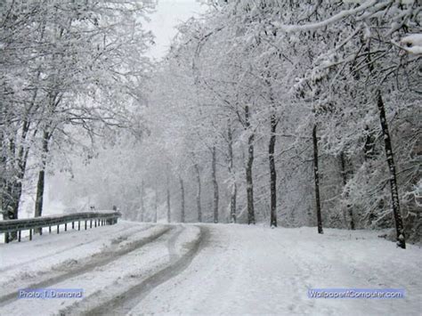 50 Beautiful Snowfall Season Wallpapers Warm Breath Feelings