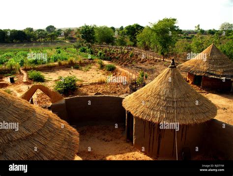 Ghana House Roof Hi Res Stock Photography And Images Alamy