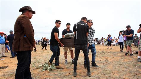 Final Call Delayed On Mungo Man Reburial The Australian