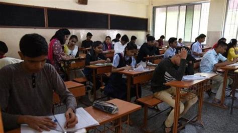 Most Jee Neet Candidates This Year From Maharashtra Up Latest News