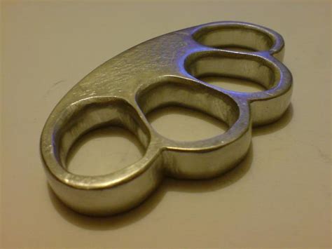 Weaponcollectors Knuckle Duster And Weapon Blog Simple Design Knuckle
