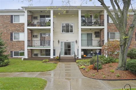 806 West Michigan Avenue, Unit 51, Jackson, MI 49202 | Compass