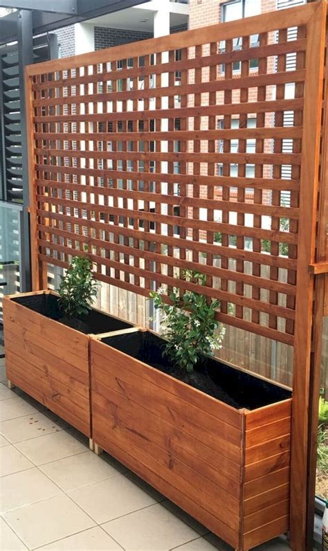 Pretty Privacy Fence Planter Boxes Ideas To Try38 Trendedecor