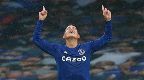 Everton Siap Lepas James Rodriguez