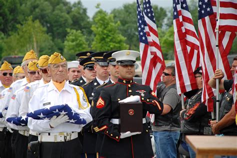 New York Army National Guard Honor Guard Honors Forgotten Veterans