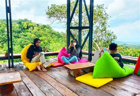 Taman mini indonesia indah merupakan tempat wisata yang berada di jakarta. Gunung Kuniran Kulon Progo - Harga Tiket Masuk, Menu Dan Lokasi - Travel And Word