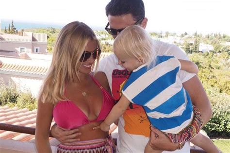 I Take The Blame Sam Faiers Opens Up About Backlash Over Her Partner Pauls Kiss With His Mum