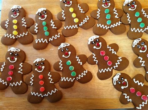 Free Photo Gingerbread Gingerbread Men Free Image On Pixabay 99482