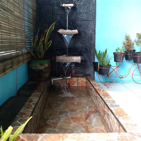 Kolam Ikan Hias Unik | Patio, Kolam ikan, Teras kecil