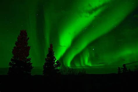 Aurora Borealis Northern Lights Green Night Phenomenon Pikist