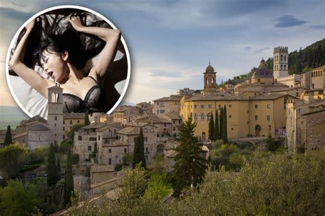 Hotels In Assisi Italy Offer Free Rooms For Couples To