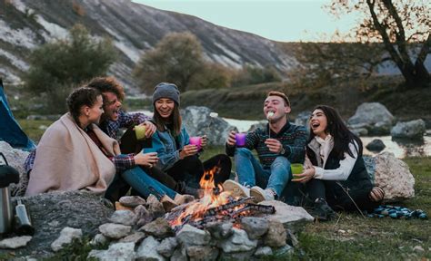 3 Ways I Made Camping Friends And You Can Too Cruise America