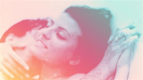 Common Sex Dreams And What They Mean According To Experts