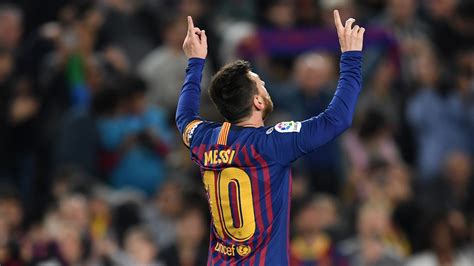 Lionel Messi 20 Defining Moments From His Career So Far Trending News