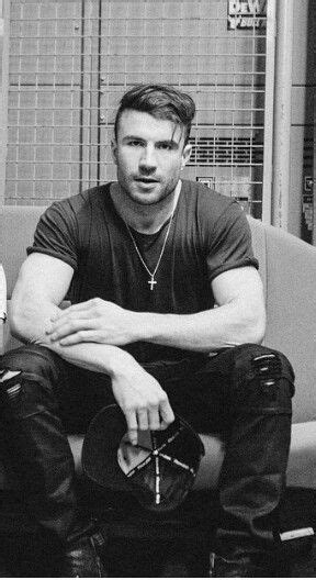 29 Sexy Sam Hunt Photos That Will Make You A Country Music Fan Artofit