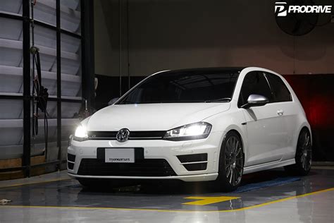 Volkswagen Golf R 7 White Oz Superturismo Lm Wheel Wheel Front