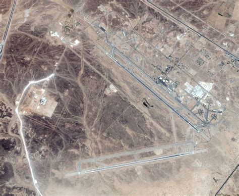 Docs向我们展示了jordanian Air Base的大规模扩展脚印，在伊拉克土耳其的斯帕茨