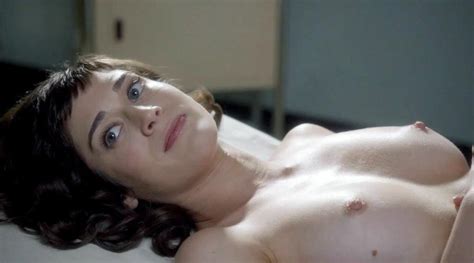 Lizzy Caplan Nude Leaked Pics Porn And Sex Scenes Scandal Planet