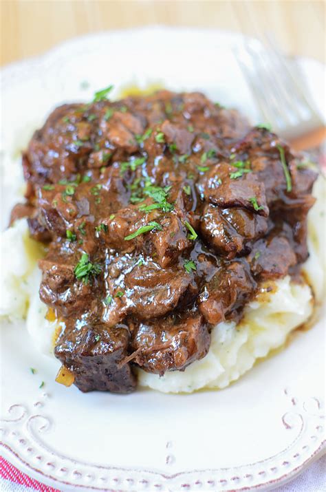 Slow cooker beef tips and gravyrecipes that crock. Slow Cooker Sirloin Beef Tips in Mushroom Gravy!